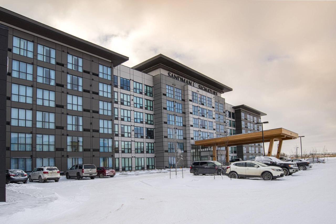 Sandman Signature Sherwood Park Hotel Exterior foto